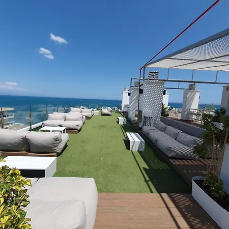 La Barracuda Hotell 3*