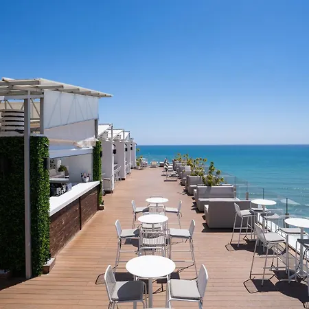 La Barracuda Hotel 3*